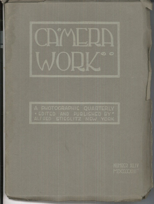 (REVUE) CAMERA WORK,