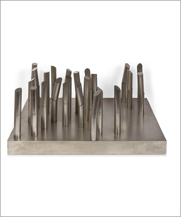 Pol Bury - 24 colonnes animées - 1973 - Sculpture animée en acier inoxydable 53 x 117,5 x 90,5 cm