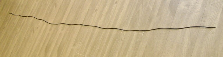 Carl Andre - 5 Wire Run - 1971 - 5 pièces en métal 52,5 cm chaque